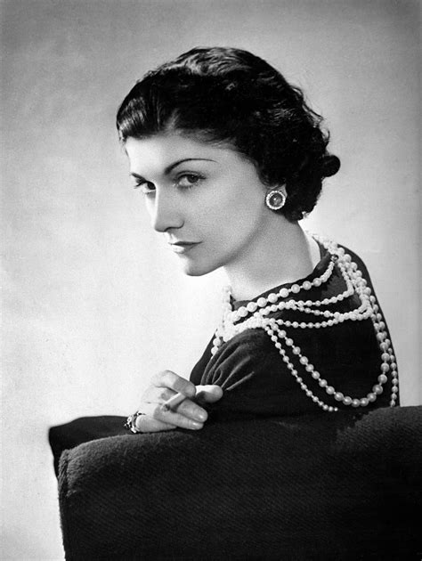 coco chanel fotolijst|coco chanel portrait.